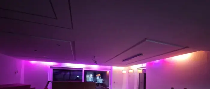RGB-Lichtszene bei der Inbetriebnahme